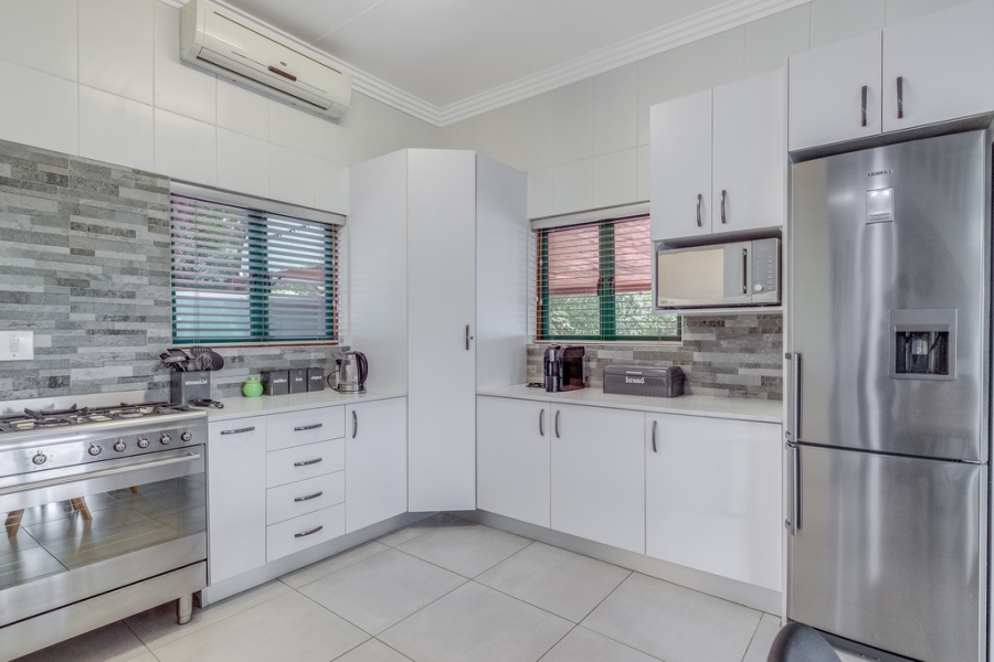 5 Bedroom Property for Sale in Vaalview Gauteng