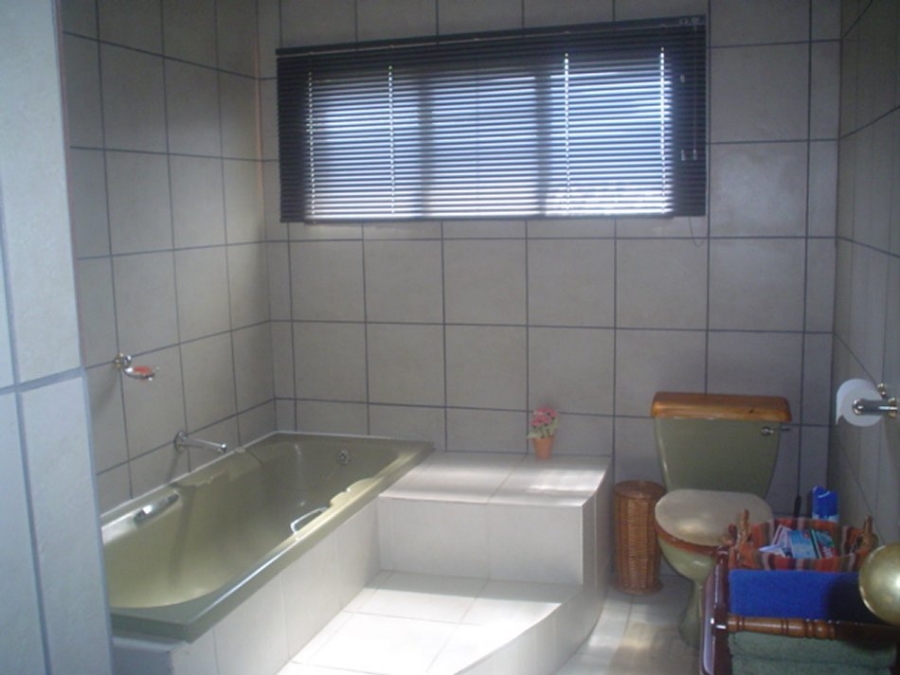 4 Bedroom Property for Sale in Randfontein Rural Gauteng