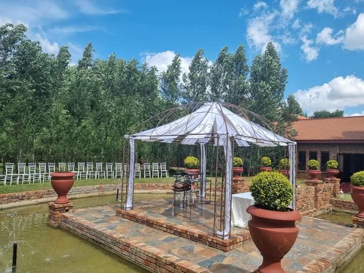 16 Bedroom Property for Sale in Windsor On Vaal Gauteng