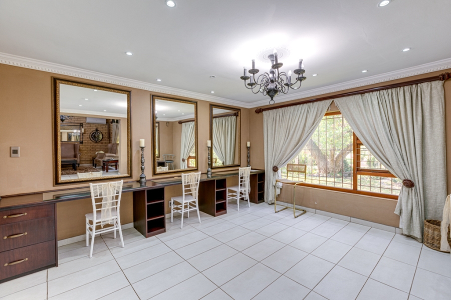 16 Bedroom Property for Sale in Windsor On Vaal Gauteng