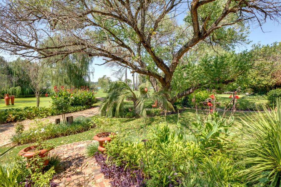 16 Bedroom Property for Sale in Windsor On Vaal Gauteng