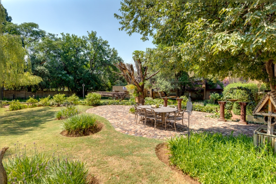 16 Bedroom Property for Sale in Windsor On Vaal Gauteng