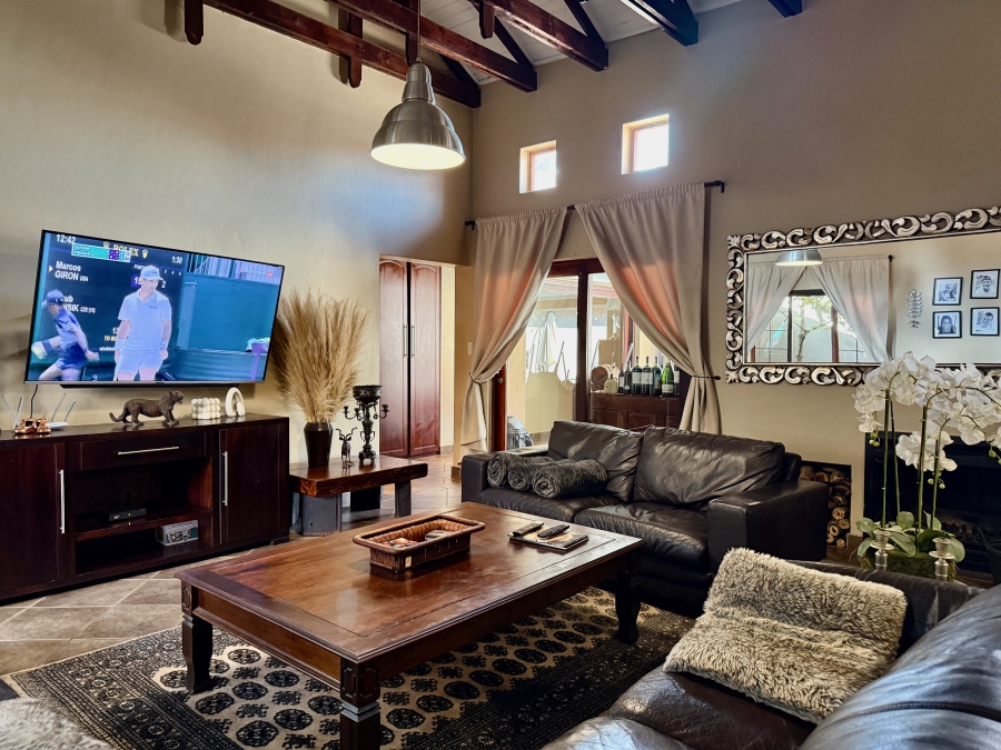 5 Bedroom Property for Sale in Leeuwenhof Estate Gauteng