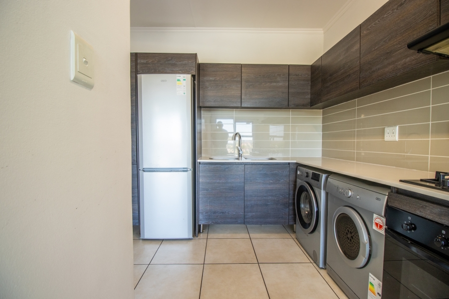 1 Bedroom Property for Sale in Oakdene Gauteng