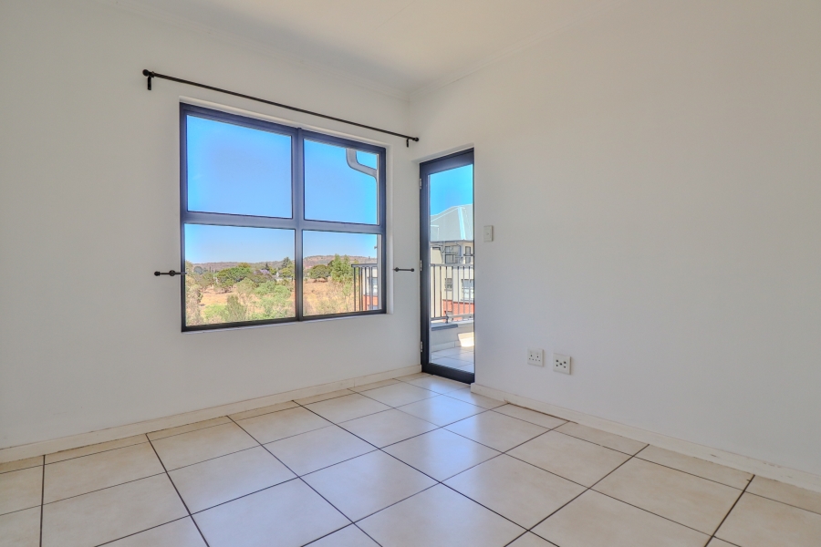 1 Bedroom Property for Sale in Oakdene Gauteng