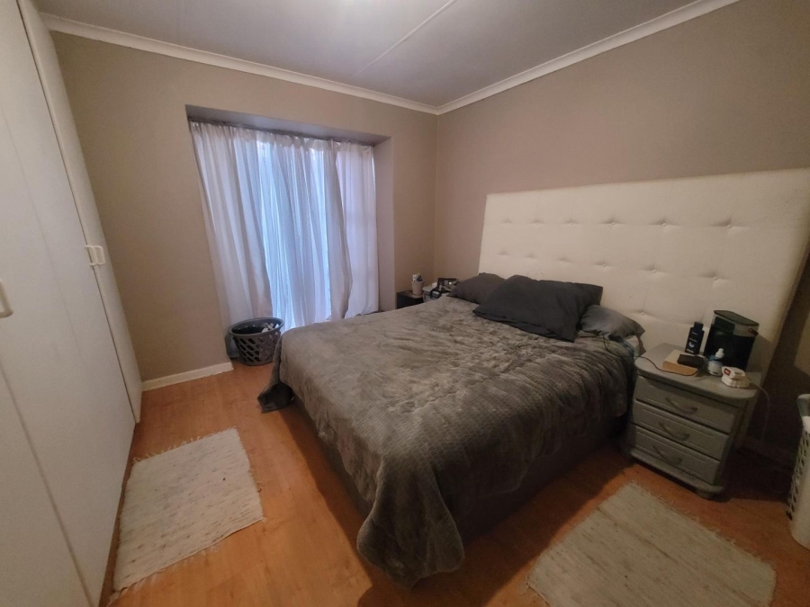 2 Bedroom Property for Sale in Bromhof Gauteng
