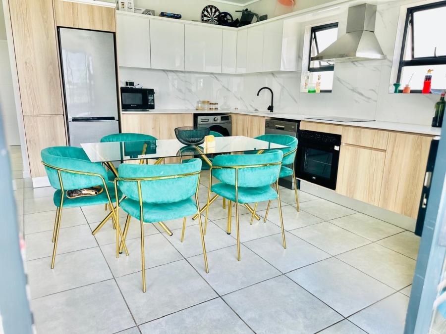 2 Bedroom Property for Sale in Waterfall Gauteng