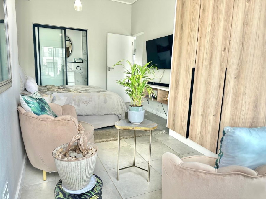2 Bedroom Property for Sale in Waterfall Gauteng