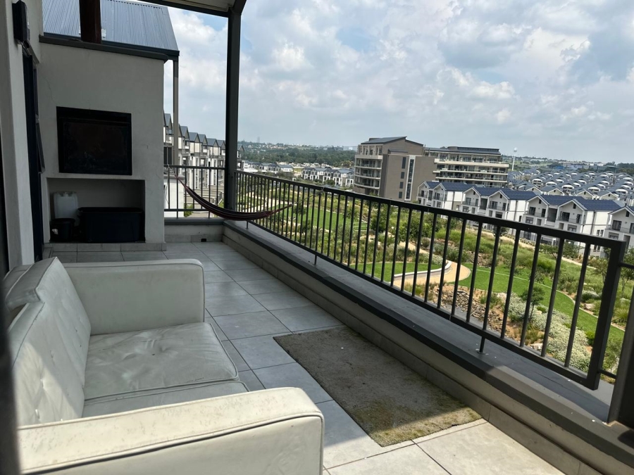 2 Bedroom Property for Sale in Waterfall Gauteng