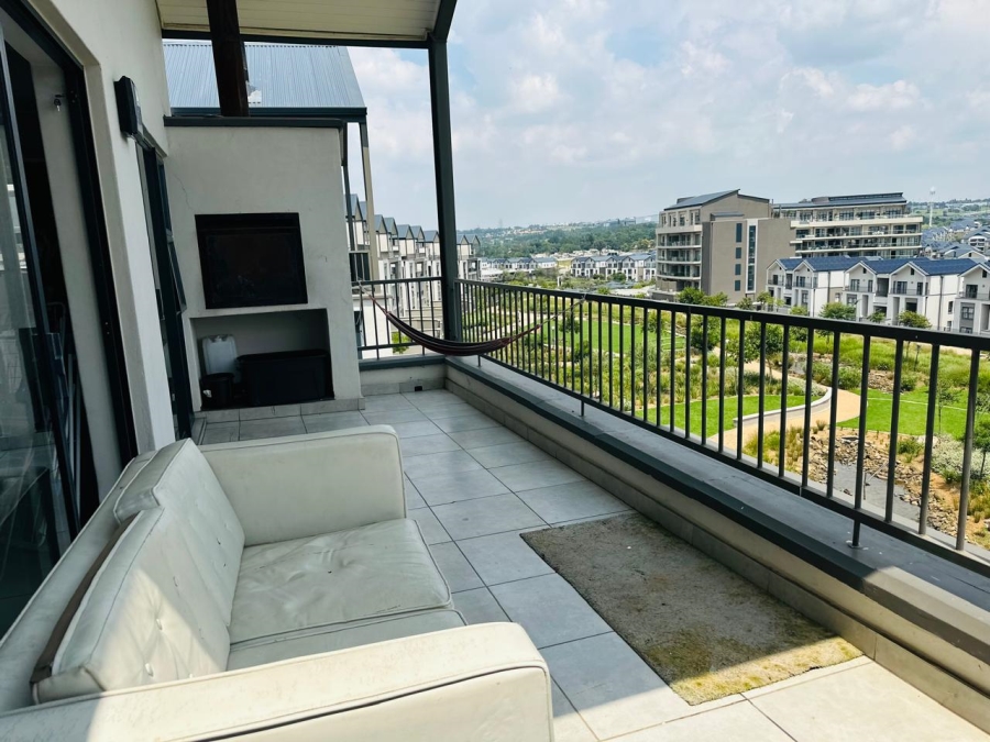 2 Bedroom Property for Sale in Waterfall Gauteng