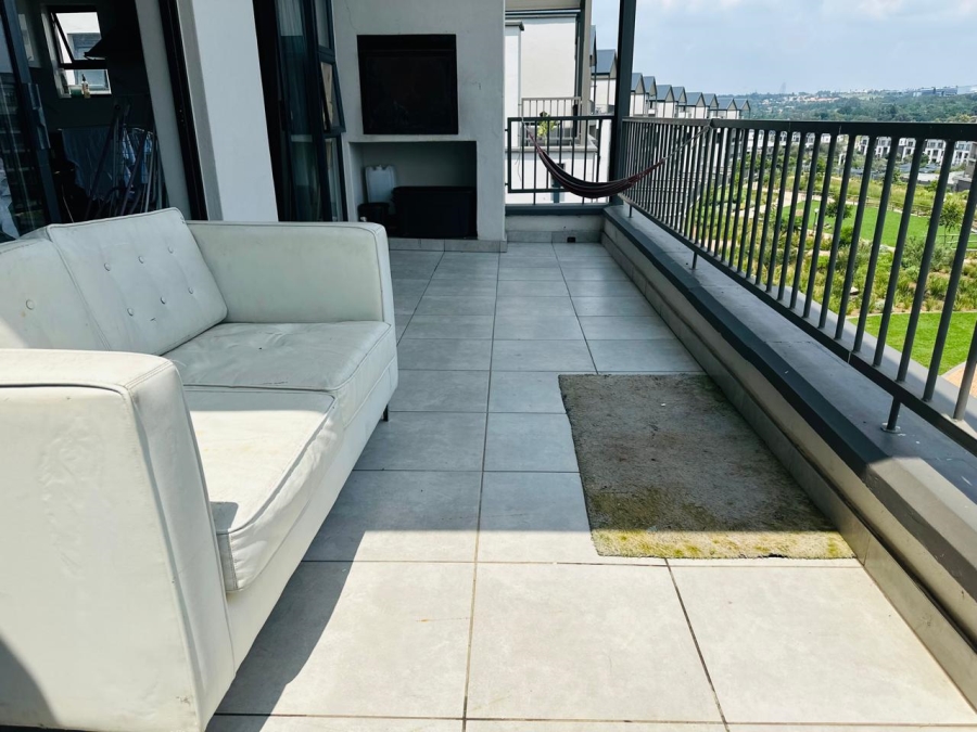 2 Bedroom Property for Sale in Waterfall Gauteng