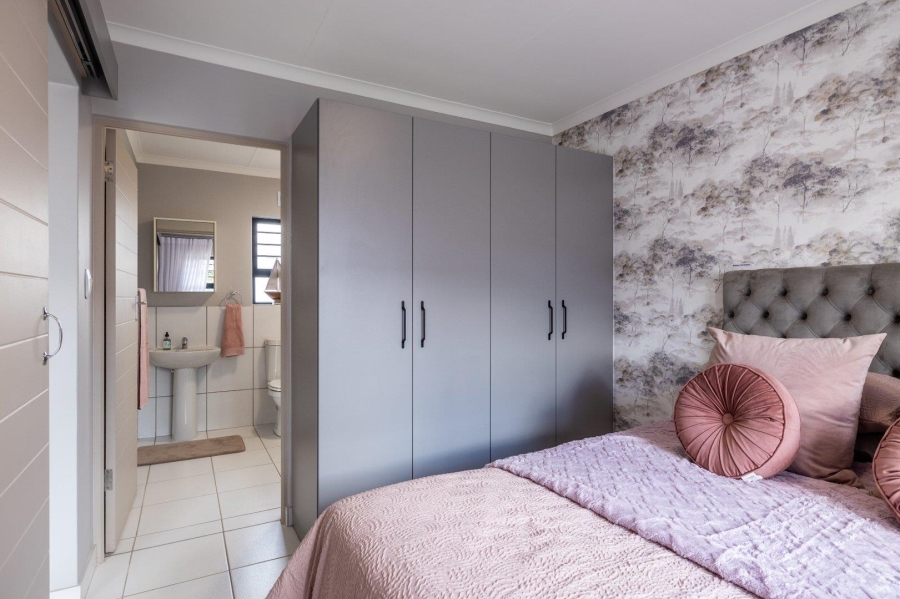 1 Bedroom Property for Sale in Montana Tuine Gauteng