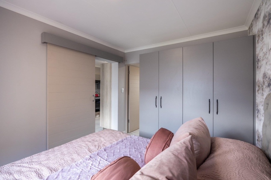 1 Bedroom Property for Sale in Montana Tuine Gauteng