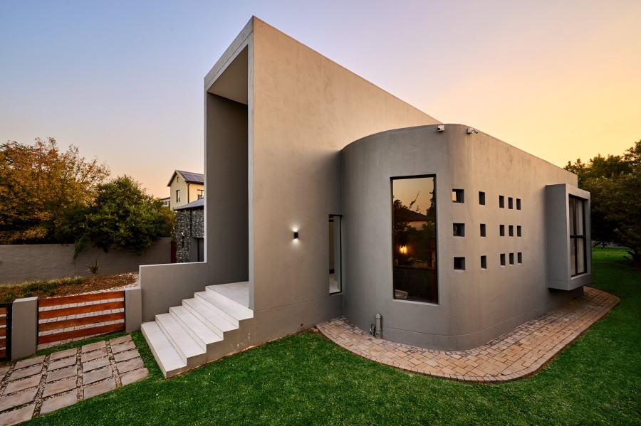 4 Bedroom Property for Sale in Waterfall Country Estate Gauteng