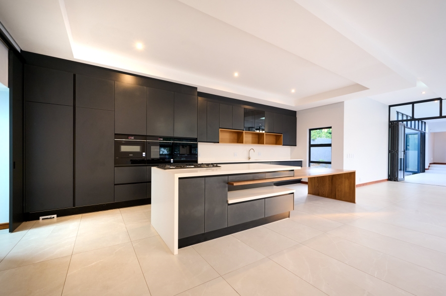 4 Bedroom Property for Sale in Waterfall Country Estate Gauteng