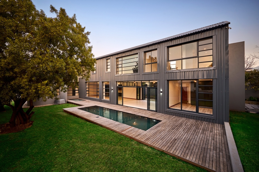 4 Bedroom Property for Sale in Waterfall Country Estate Gauteng