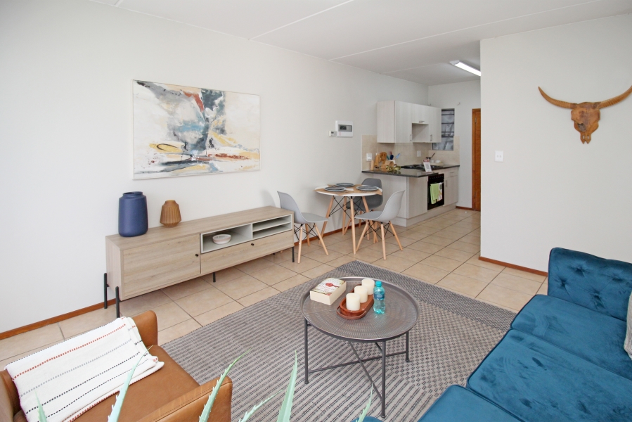 2 Bedroom Property for Sale in Anderbolt Gauteng