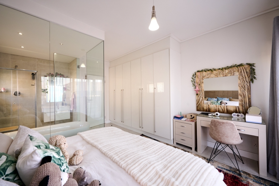 2 Bedroom Property for Sale in The Polofields Gauteng