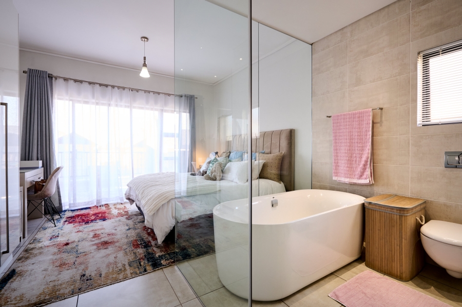 2 Bedroom Property for Sale in The Polofields Gauteng