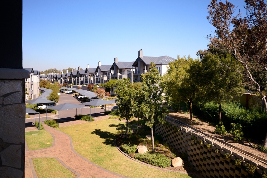 2 Bedroom Property for Sale in The Polofields Gauteng