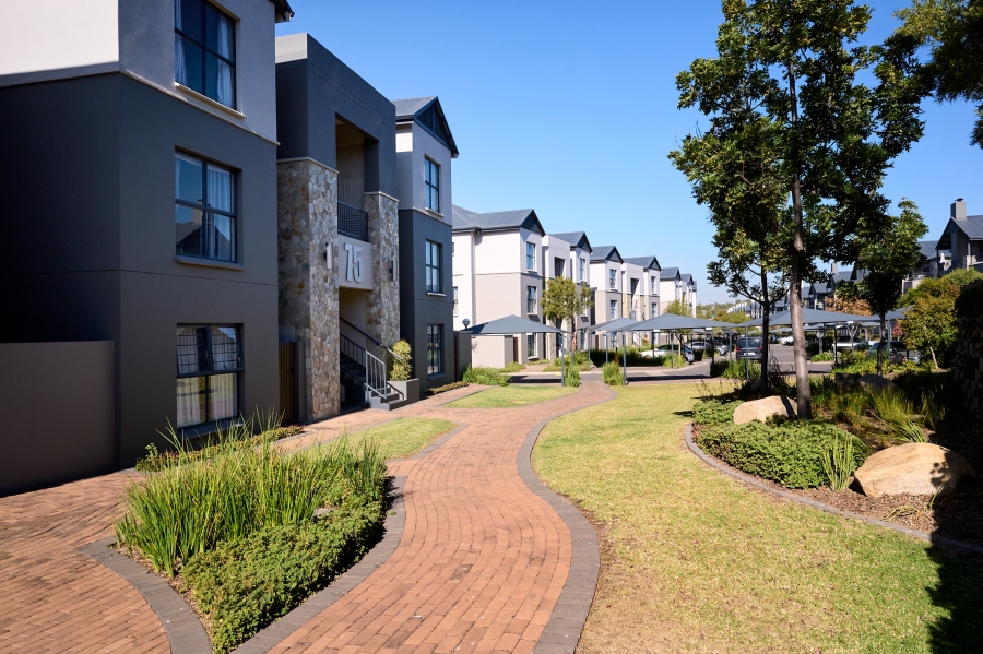 2 Bedroom Property for Sale in The Polofields Gauteng
