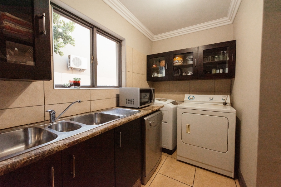 4 Bedroom Property for Sale in Willow Acres Gauteng