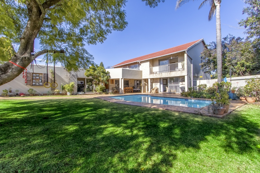4 Bedroom Property for Sale in Florida Park Gauteng