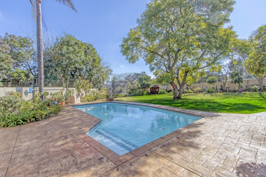 4 Bedroom Property for Sale in Florida Park Gauteng