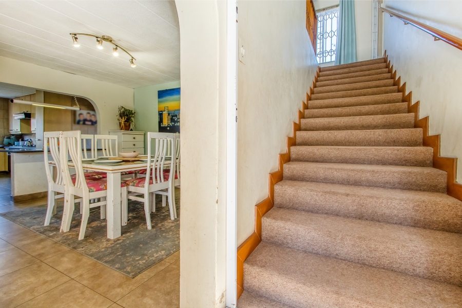 4 Bedroom Property for Sale in Florida Park Gauteng