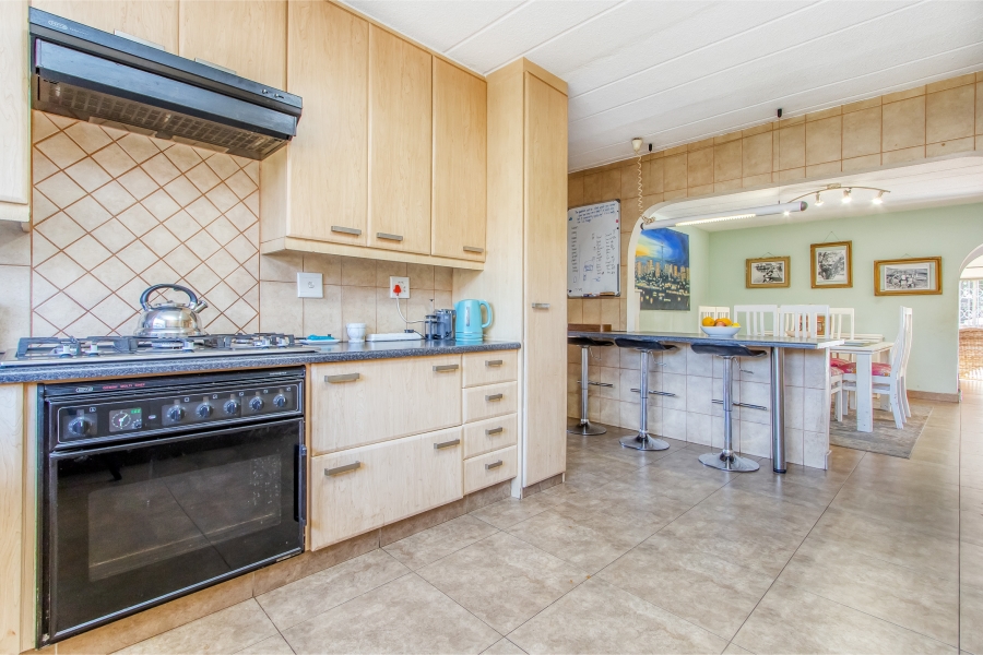 4 Bedroom Property for Sale in Florida Park Gauteng