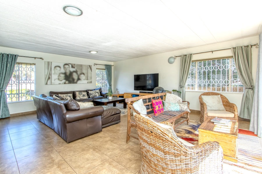 4 Bedroom Property for Sale in Florida Park Gauteng