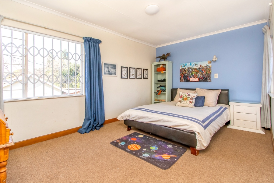 4 Bedroom Property for Sale in Florida Park Gauteng