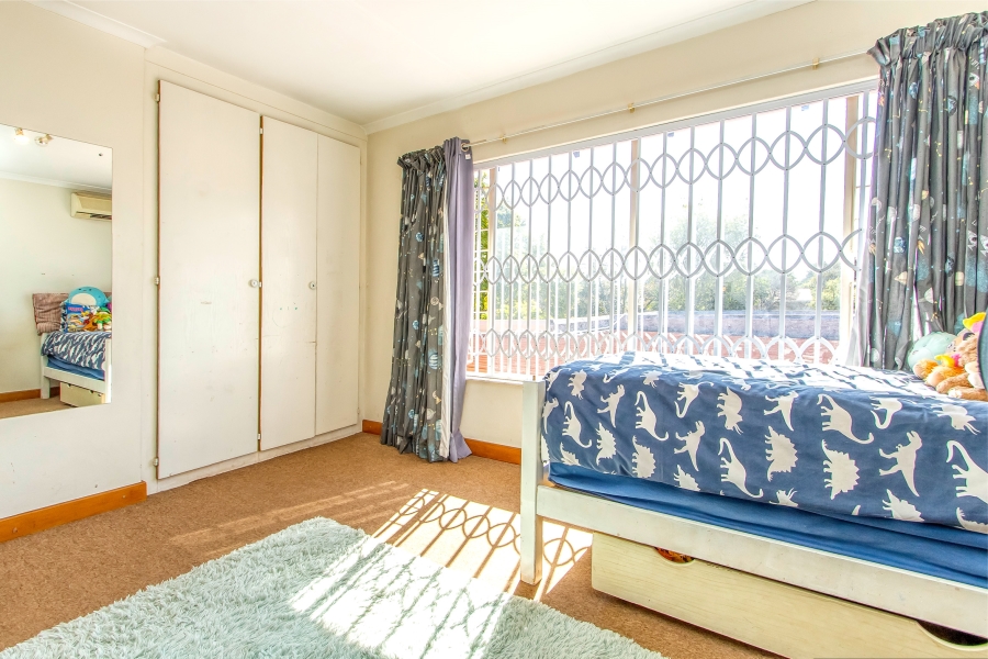 4 Bedroom Property for Sale in Florida Park Gauteng