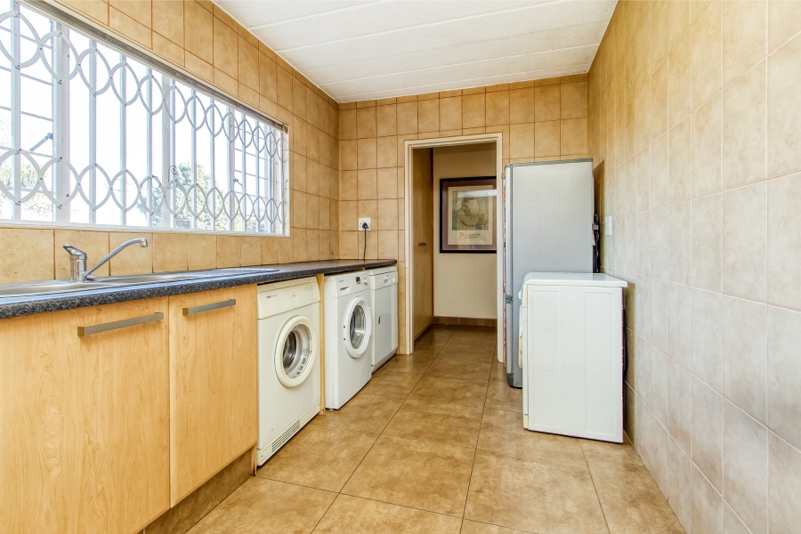 4 Bedroom Property for Sale in Florida Park Gauteng