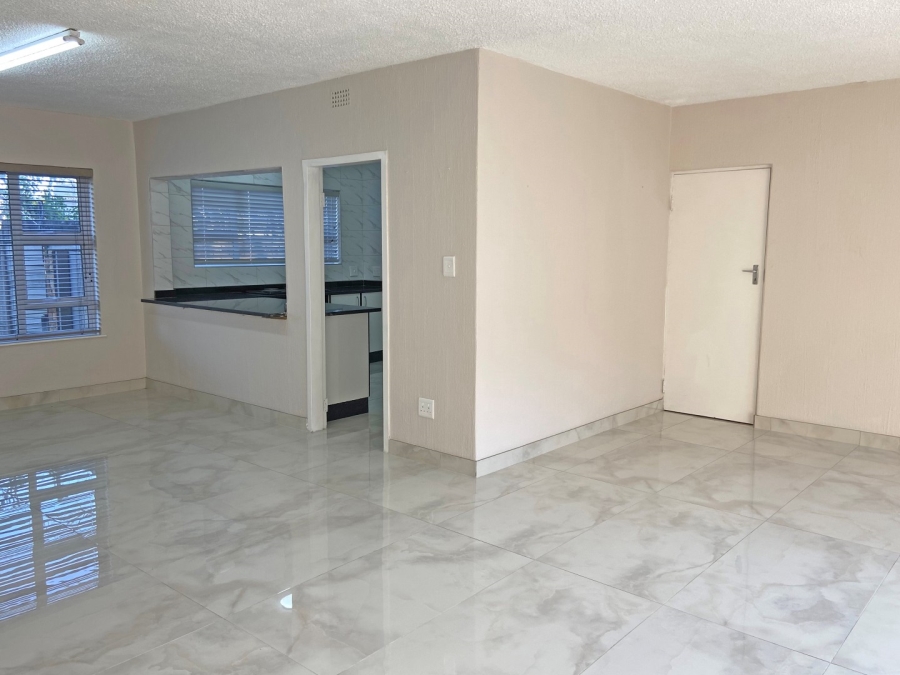 To Let 3 Bedroom Property for Rent in Victory Park Gauteng
