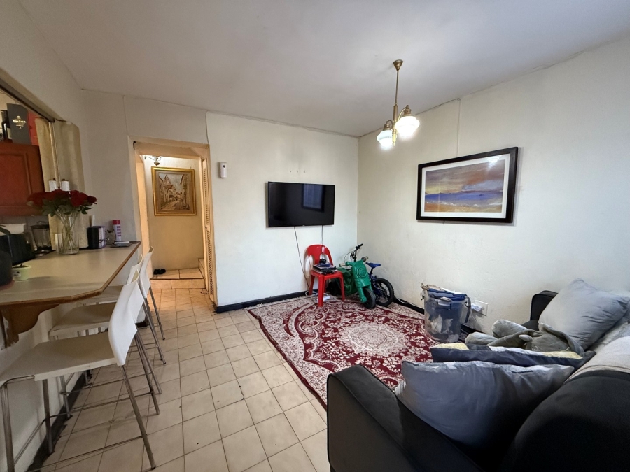 2 Bedroom Property for Sale in Corlett Gardens Gauteng