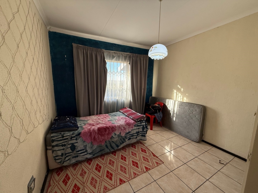 2 Bedroom Property for Sale in Corlett Gardens Gauteng