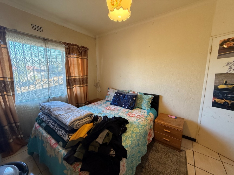 2 Bedroom Property for Sale in Corlett Gardens Gauteng