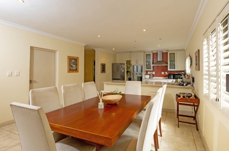 To Let 3 Bedroom Property for Rent in Waverley Gauteng