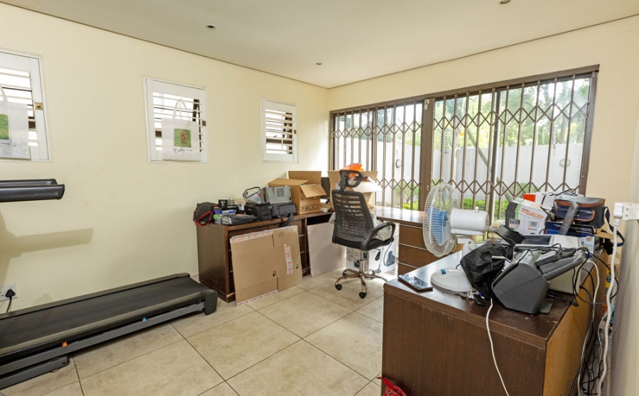 To Let 3 Bedroom Property for Rent in Waverley Gauteng