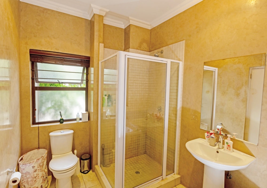 To Let 3 Bedroom Property for Rent in Waverley Gauteng