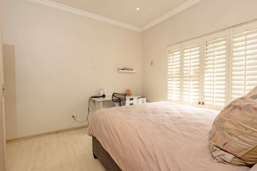 To Let 3 Bedroom Property for Rent in Waverley Gauteng