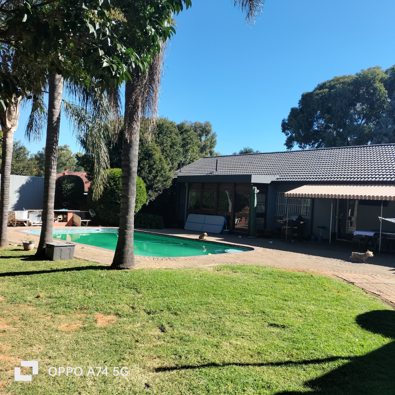 3 Bedroom Property for Sale in Harmelia Gauteng