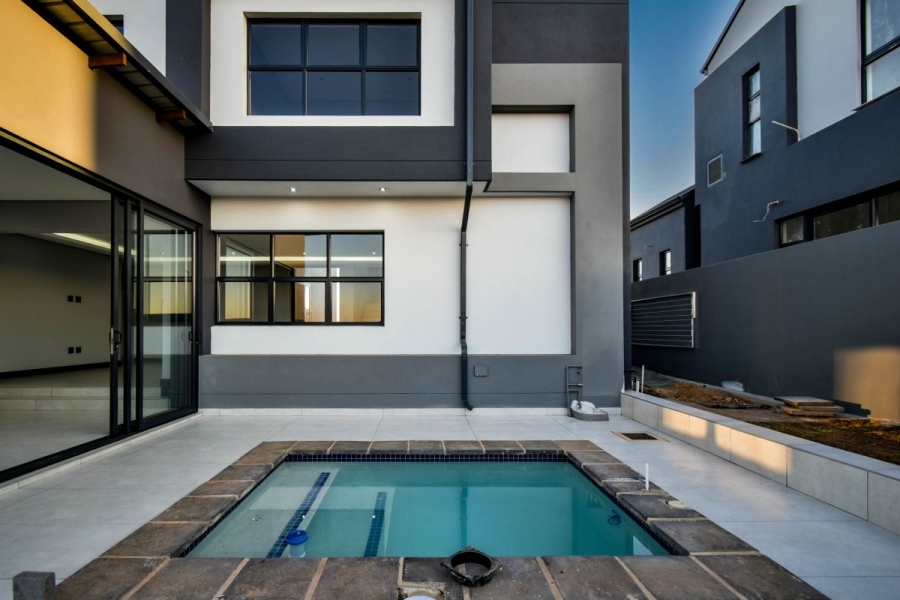 3 Bedroom Property for Sale in Fountainbrook Estate Gauteng