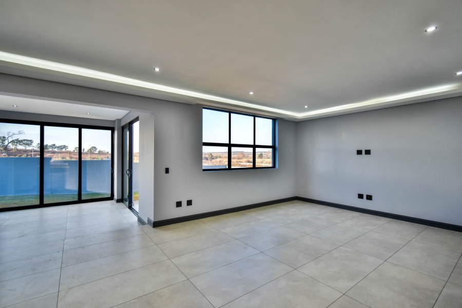 3 Bedroom Property for Sale in Fountainbrook Estate Gauteng