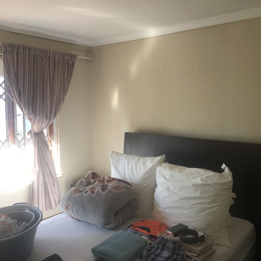 2 Bedroom Property for Sale in Sunninghill Gauteng