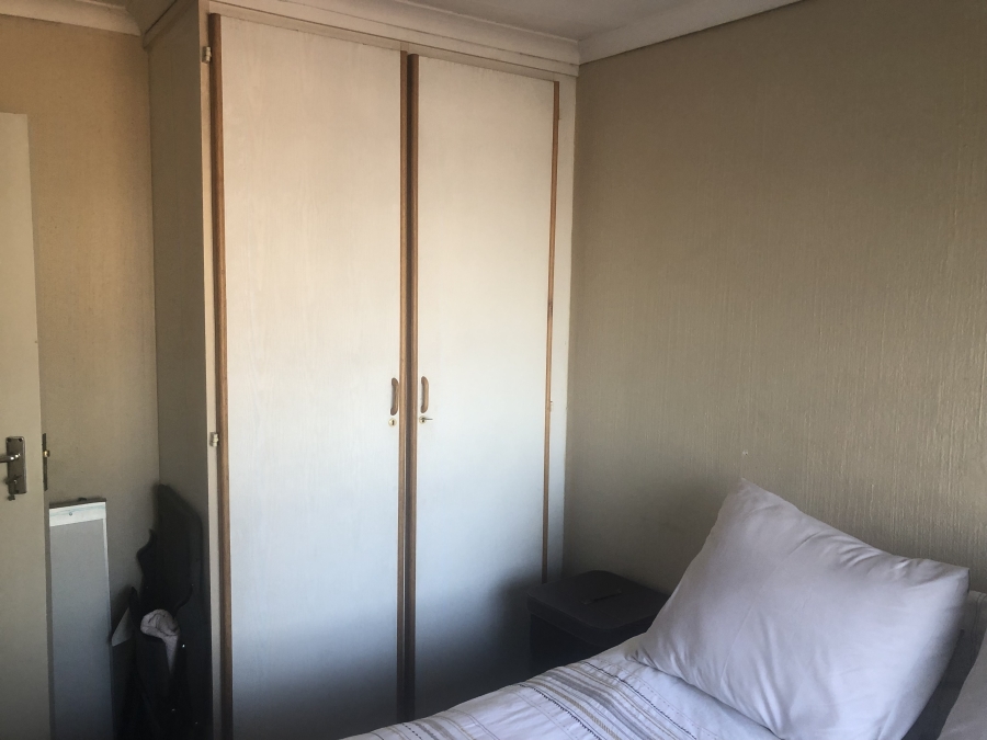 2 Bedroom Property for Sale in Sunninghill Gauteng