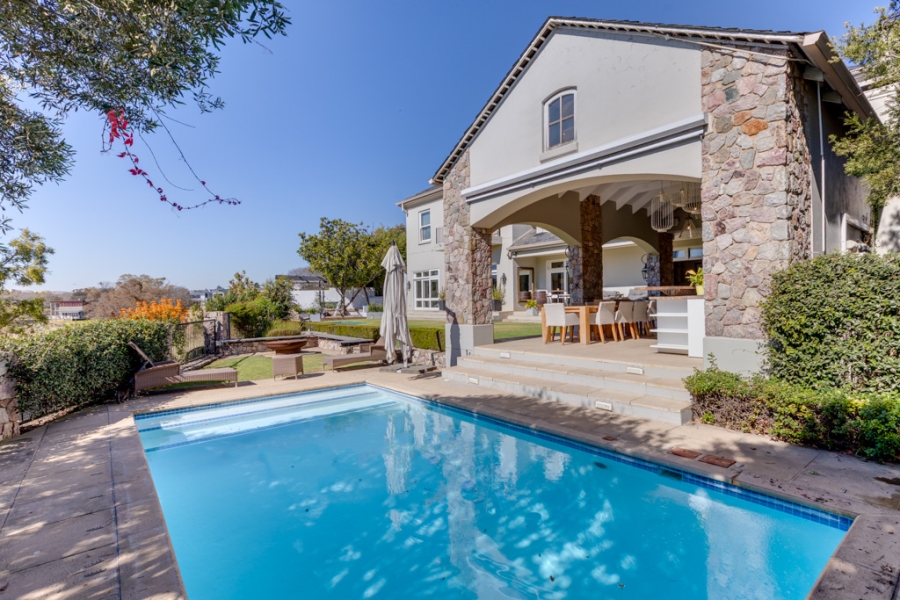 5 Bedroom Property for Sale in Waterfall Country Estate Gauteng