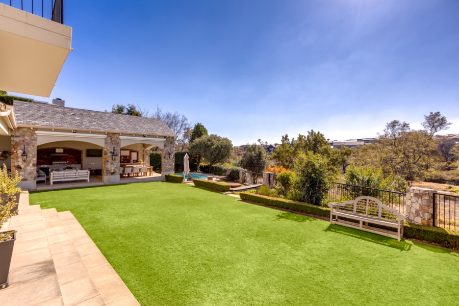5 Bedroom Property for Sale in Waterfall Country Estate Gauteng