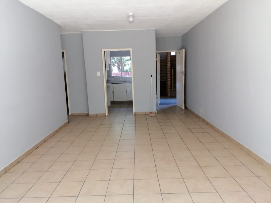 2 Bedroom Property for Sale in Pretoria North Gauteng